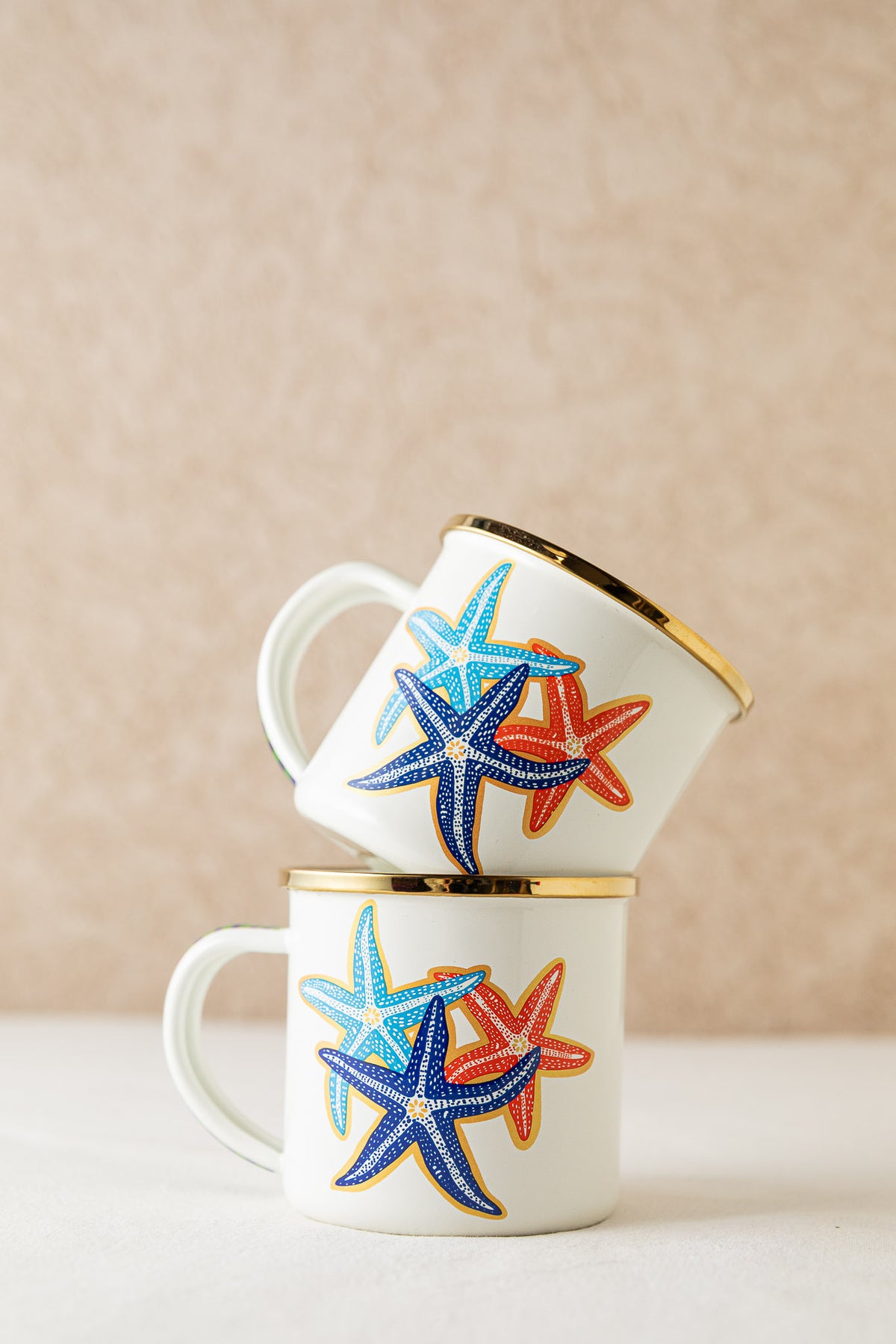 Taza pequeña con asa estrellas